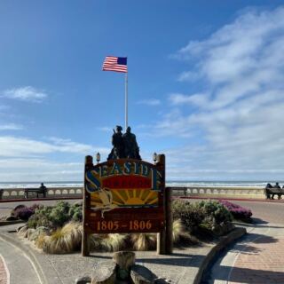 This Oregon Town Got So Popular With Tourists That Locals Now Skip Their Own Downtown