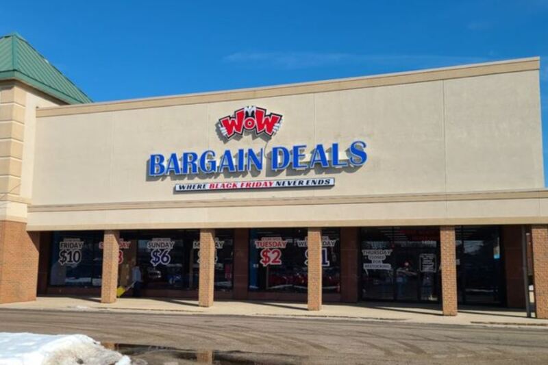 This Illinois Bin Store Is Packed With Surprisingly Affordable Finds Worth Digging For