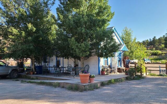 This Affordable Colorado Lake Town Is Where Retirees Say Life Finally Slowed Down