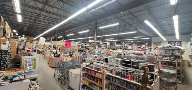 The Minnesota Fabric Warehouse That Feels Like An Entire World For Crafters