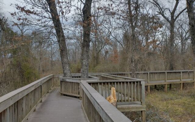 A Free Half-Mile Boardwalk Floats Through This Hidden Oklahoma Refuge Most Drivers Pass Right By