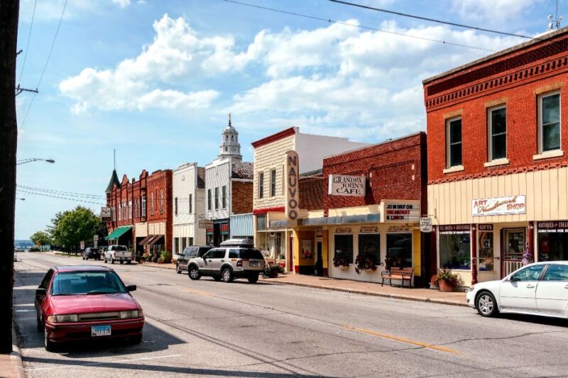 11 Dreamy Illinois Towns That Are Perfect for a Relaxing Weekend Escape
