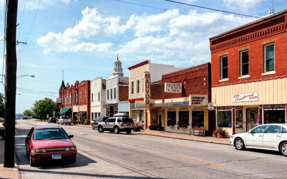 11 Dreamy Illinois Towns That Are Perfect for a Relaxing Weekend Escape