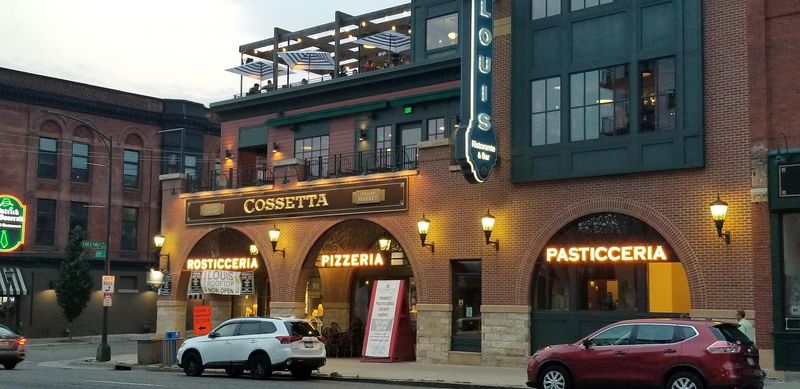 This Minnesota Italian Bakery Is Open Seven Days A Week, So Your Cannoli Craving Always Wins