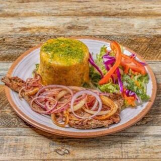 8 North Carolina Puerto Rican Kitchens Where One Plate Of Mofongo Feeds The Whole Table