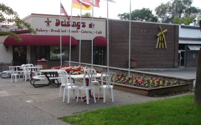 A German Bakery In New York Still Bakes Bavarian Recipes That Taste Like A Weekend In Munich