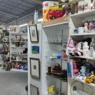 Treasure Hunters Keep Coming Back to This Sprawling Minnesota Antique Mall for Unique Vintage Finds