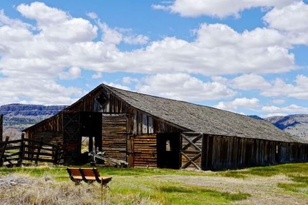 The Old Buildings From One of the West’s Biggest Cattle Empires Still Stand in Oregon