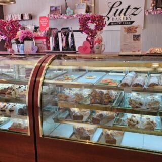 This Illinois Bakery Keeps Old-School European Pastry Traditions Alive on Chicago’s Montrose Avenue