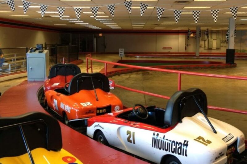 6 Illinois Fun Centers With Go-Karts, Mini Golf, and Plenty of Rainy-Day Fun