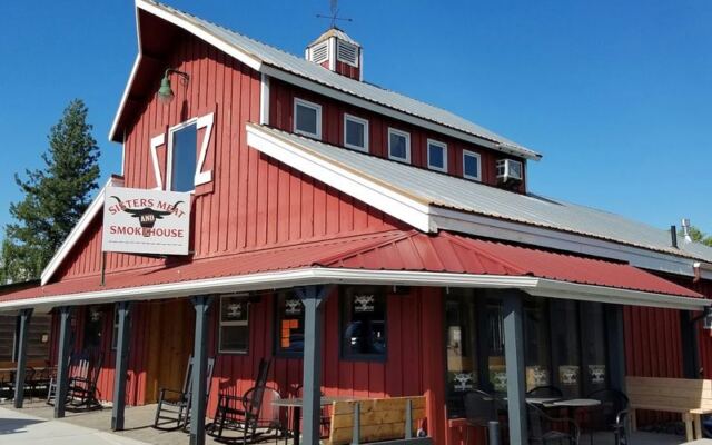 This Oregon Butcher Shop Is So Spotless and Fresh That Locals Have Quit Buying Supermarket Meat