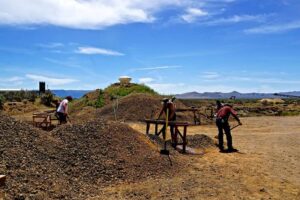This Oregon Sunstone Mine Lets You Dig Ancient Rock and Take Home Every Gem
