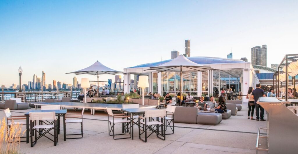 14 Gorgeous Illinois Lakeside Restaurants Where Sunset Views Steal the Show