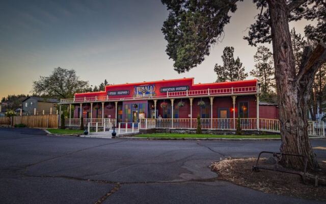 This Oregon Steakhouse Is Where John Wayne Slipped Away for a Quiet Steak Dinner