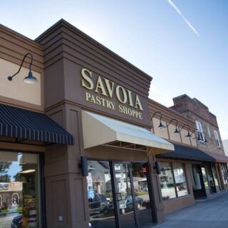 This Rochester, New York Italian Bakery Has Been Making Cannoli Worthy Of Rome Since 1929