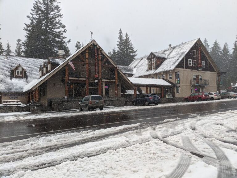 Why Does This Oregon Alpine Village Feel More Like Switzerland Than the Pacific Northwest?