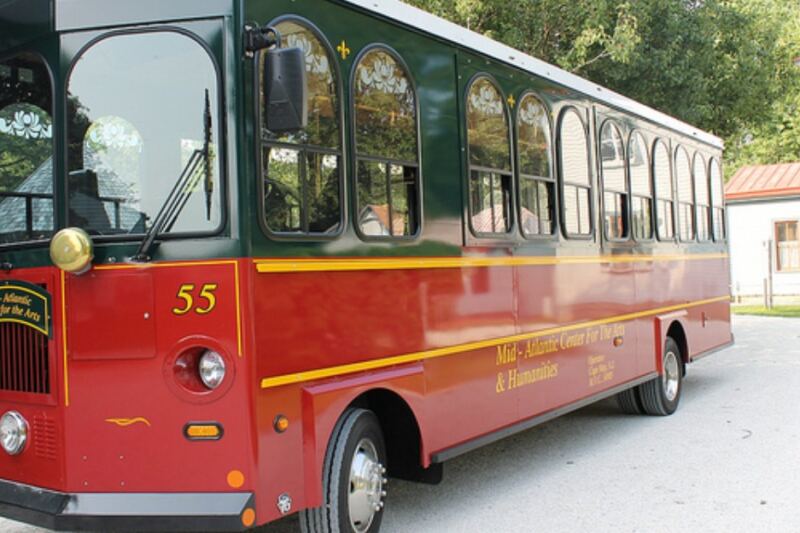 This New Jersey Trolley Ride Shows You The Spooky Side Of A Storybook Shore Town