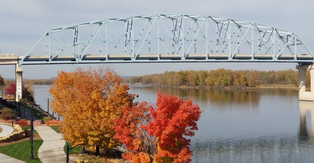 The Bald Eagle Capital Of America Is A Small Minnesota River Town Worth The Trip