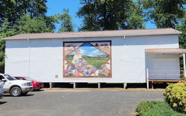 This Charming Oregon Museum Is a Hidden Gem Every Quilt Lover Should Know About