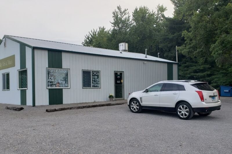One of the Best Ribeye Steaks in the Midwest Is Hiding at This Underrated Illinois Restaurant
