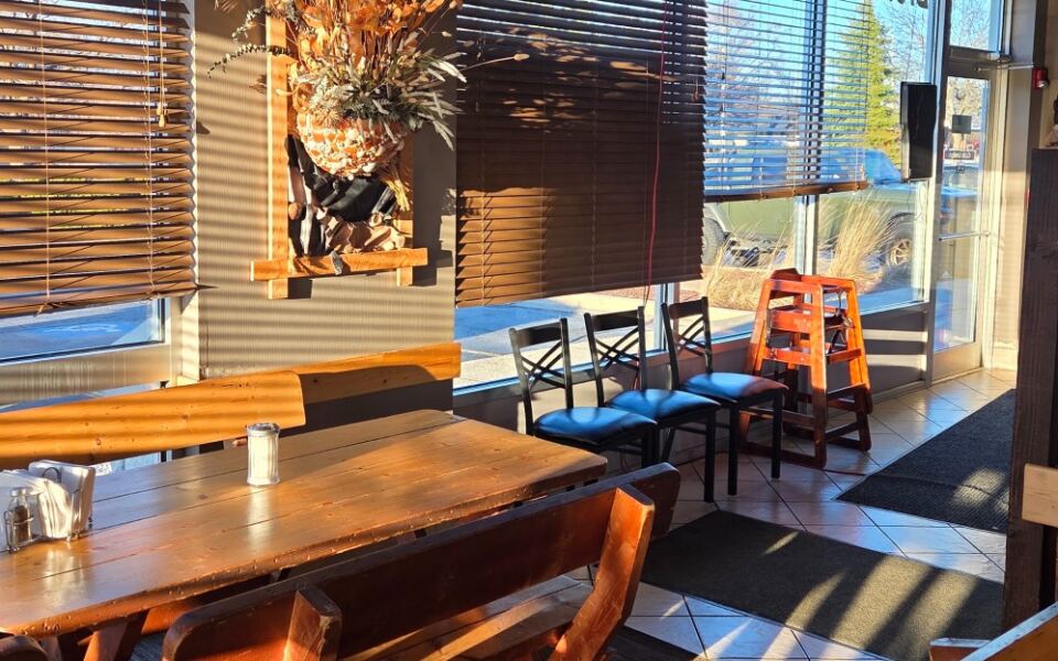 Families Drive Across the Suburbs for Zeppelin-Shaped Lithuanian Dumplings at This Illinois Cafe
