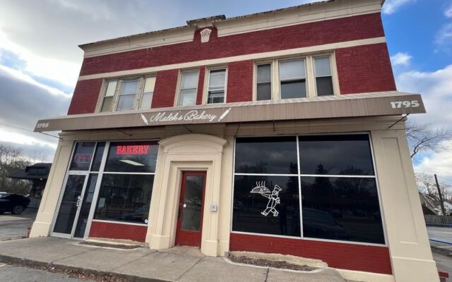 The Rochester, New York Bakery That Has Quietly Baked Challah And Seven Layer Cake Since 1977