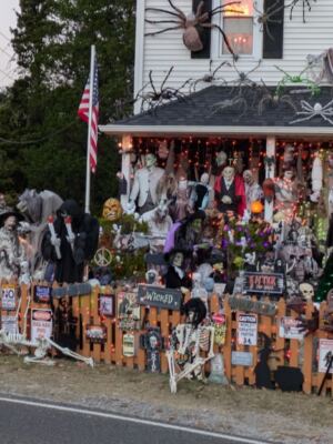 One New Jersey Front Yard Takes Halloween Decorating To A Whole Other Level