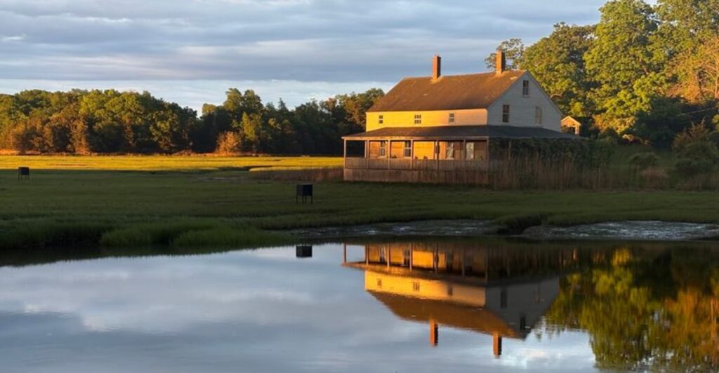 Follow Local Advice Off Your Usual Route To These 17 Massachusetts Clam Shacks