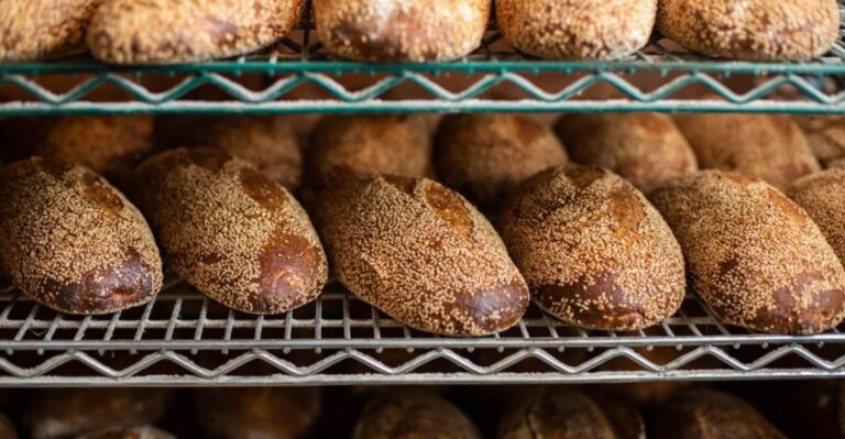 Forget The Closest Option And Head For These 11 Massachusetts Country Bakeries