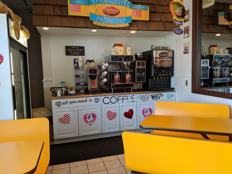 A Perfect Pit Stop On The Way To Starved Rock