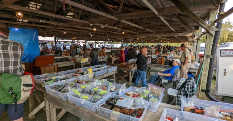 Hundreds Of Booths Make This Pennsylvania Flea Market A Shopper’s Dream