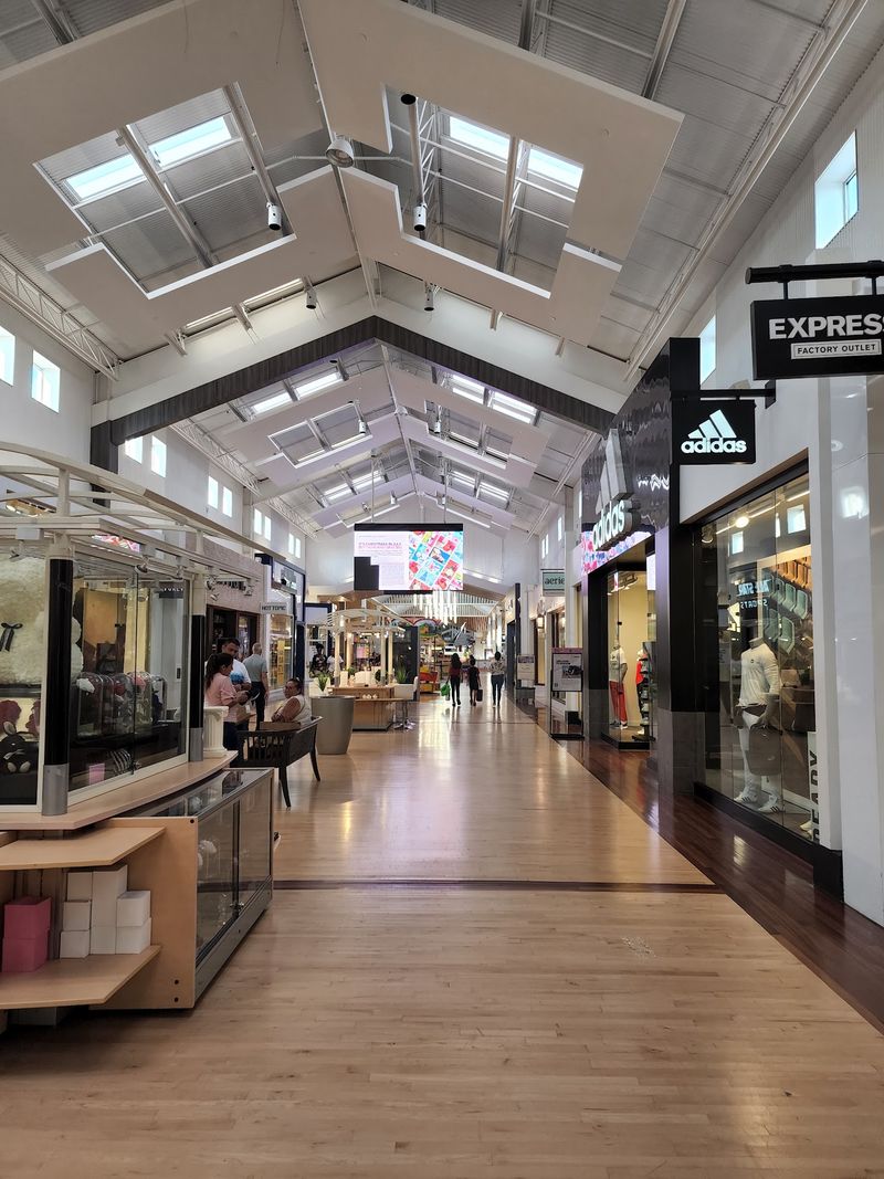 Outlet Deals That Make the Drive Worth It Outlet Deals That Make the Drive Worth It