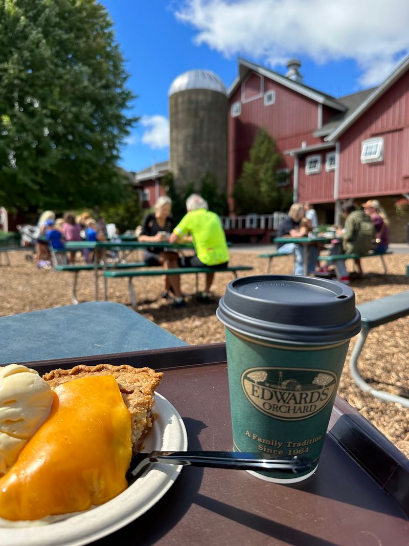 Cheddar on Apple Pie Is a Real Thing Here