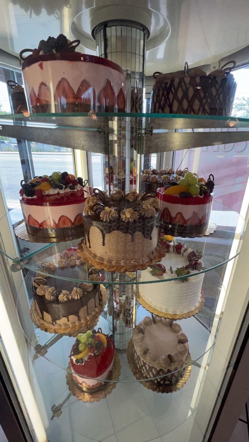 Custom Cakes and Second Chances