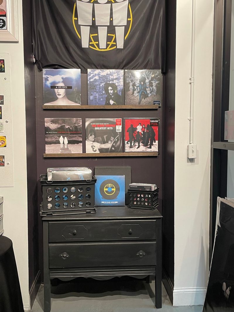Bring Your Old Stereo Gear And Maybe Leave With Credit