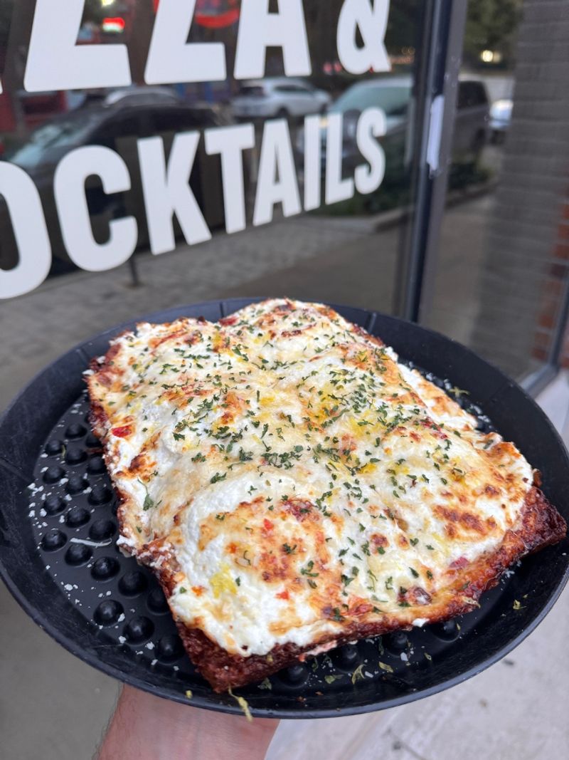 Plan Your Normal, Illinois Pizza Run Around the Tavern-Style Schedule