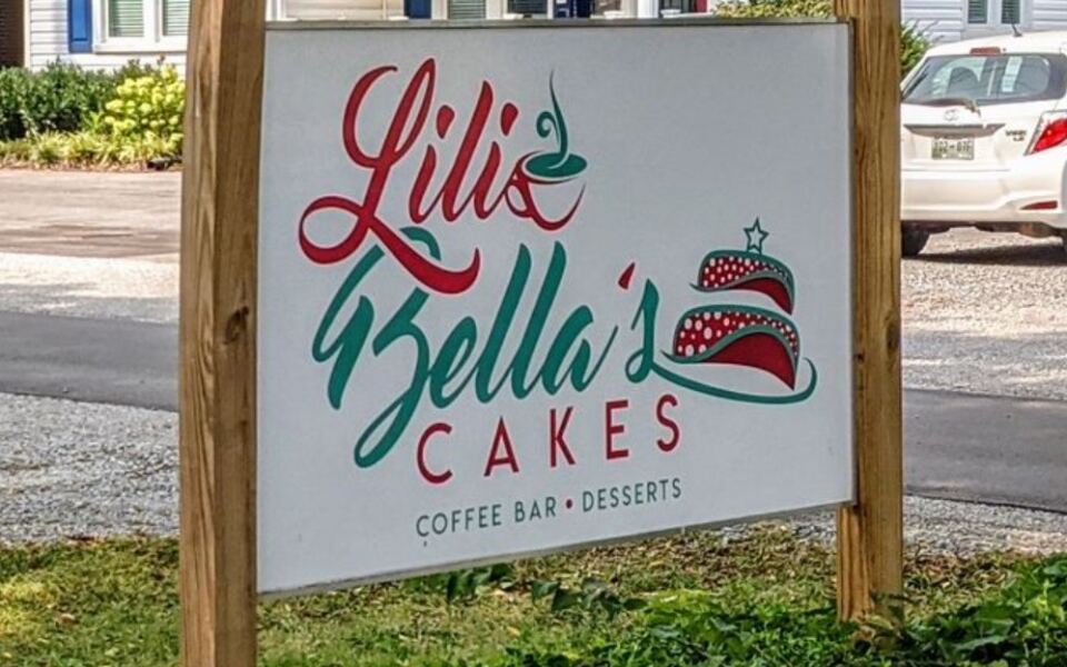 People Are Going Crazy Over the Cinnamon Rolls at This Small-Town Tennessee Bakery