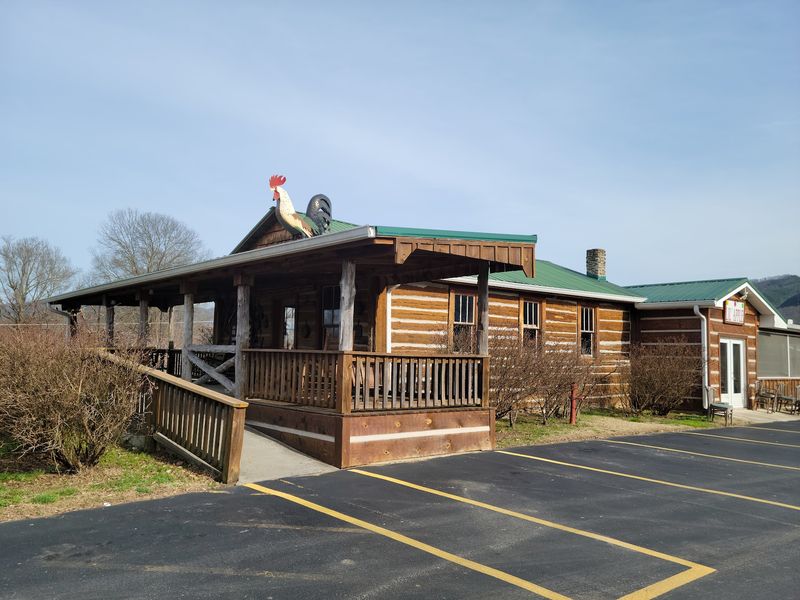 What To Know Before Visiting Carver’s Orchard