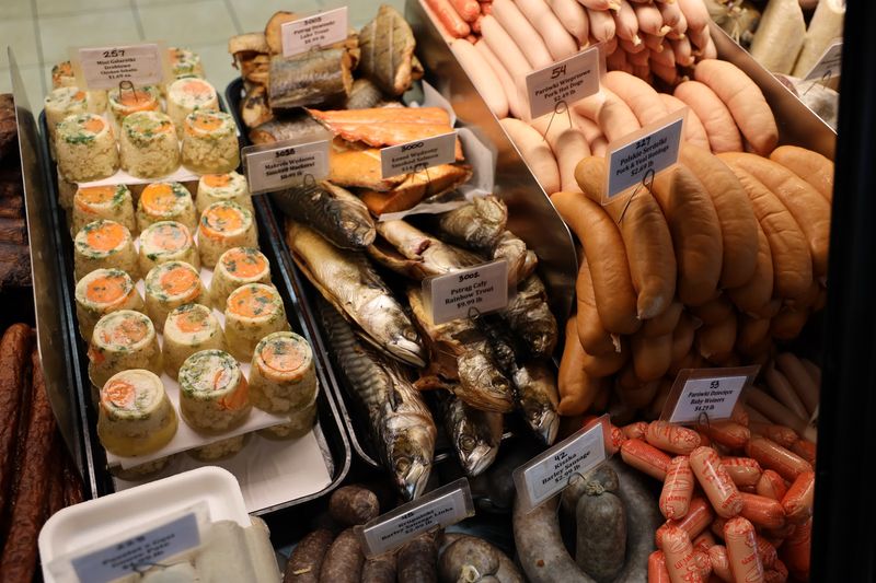 Lassak Delicatessen (Palos Hills)