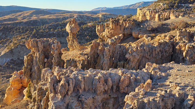 Fissure Arch, Coal Seams, and Other Surprises