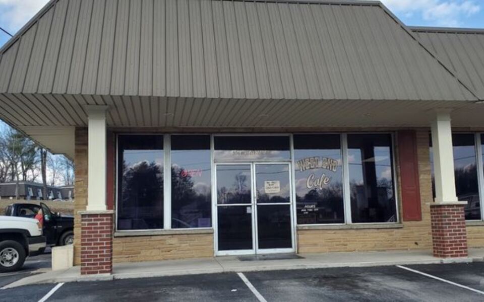 The Best Breakfast In Tennessee Might Be Hiding Inside This Little-Known Diner