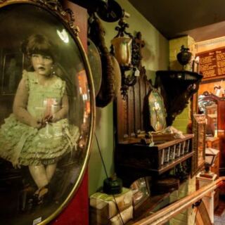 The Eerie Pennsylvania Antique Thrift Shop That Feels Straight Out Of A Haunted House