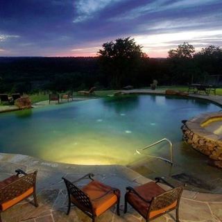 These 9 Weekend Getaways Just Outside Dallas Feel Like A Whole Different World
