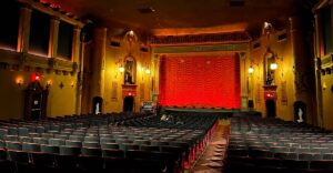 This 1920s Illinois Movie Palace Still Plays a Real Theater Organ Before the Show
