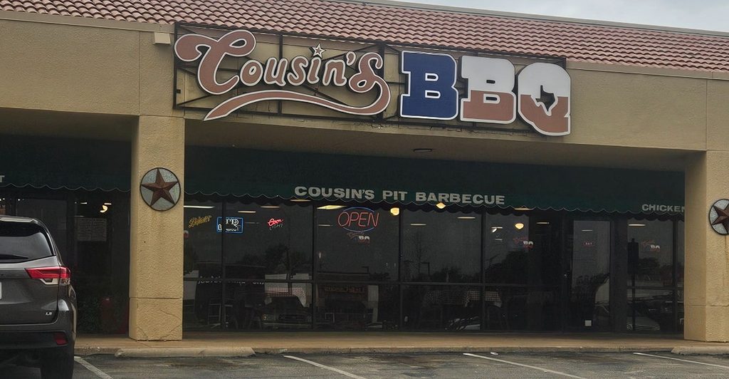This Huge Texas Restaurant Keeps The Meat Coming For Two Straight Hours