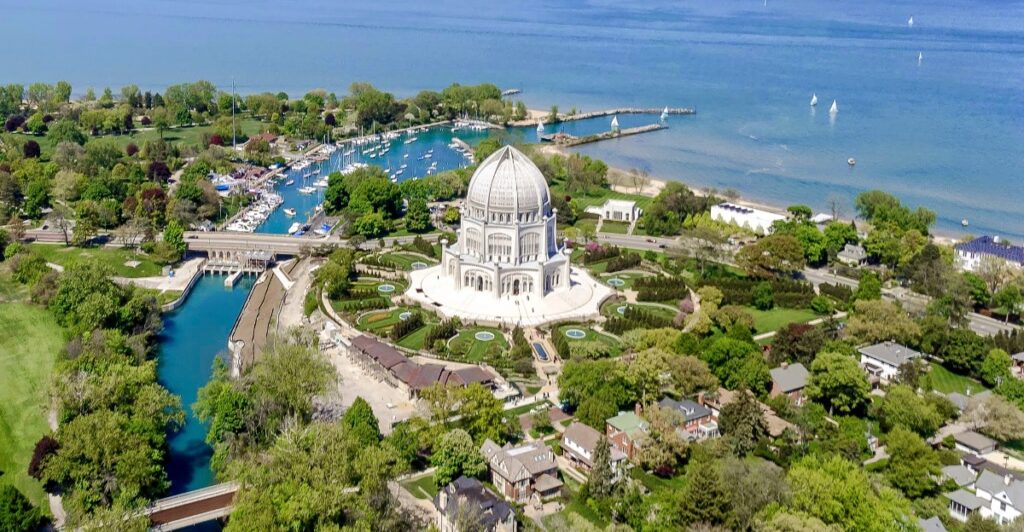 This Illinois Landmark Is So Peaceful, You’ll Forget the Rest of the World Exists