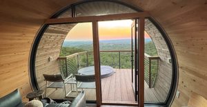This Texas Hill Country Treehouse Resort Has Private Hot Tubs, Infinity Pool Views And Unreal Sunsets