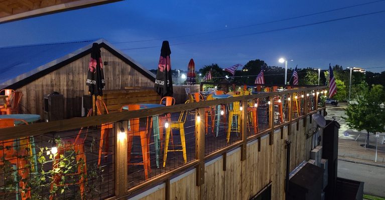 This Texas Treehouse Bar Might Be the Most Unique Place You’ll Ever Grab a Bite