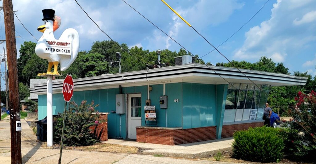 This Tiny Illinois Restaurant Serves Chicken Livers Known Around the World