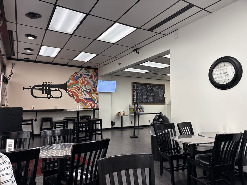 Rae's Sandwich Shoppe